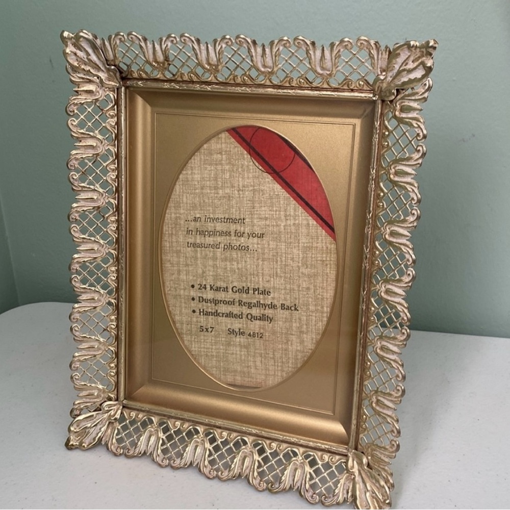 Vintage 24 Karat Gold Plated Metal Filigree Picture Frame 5x7